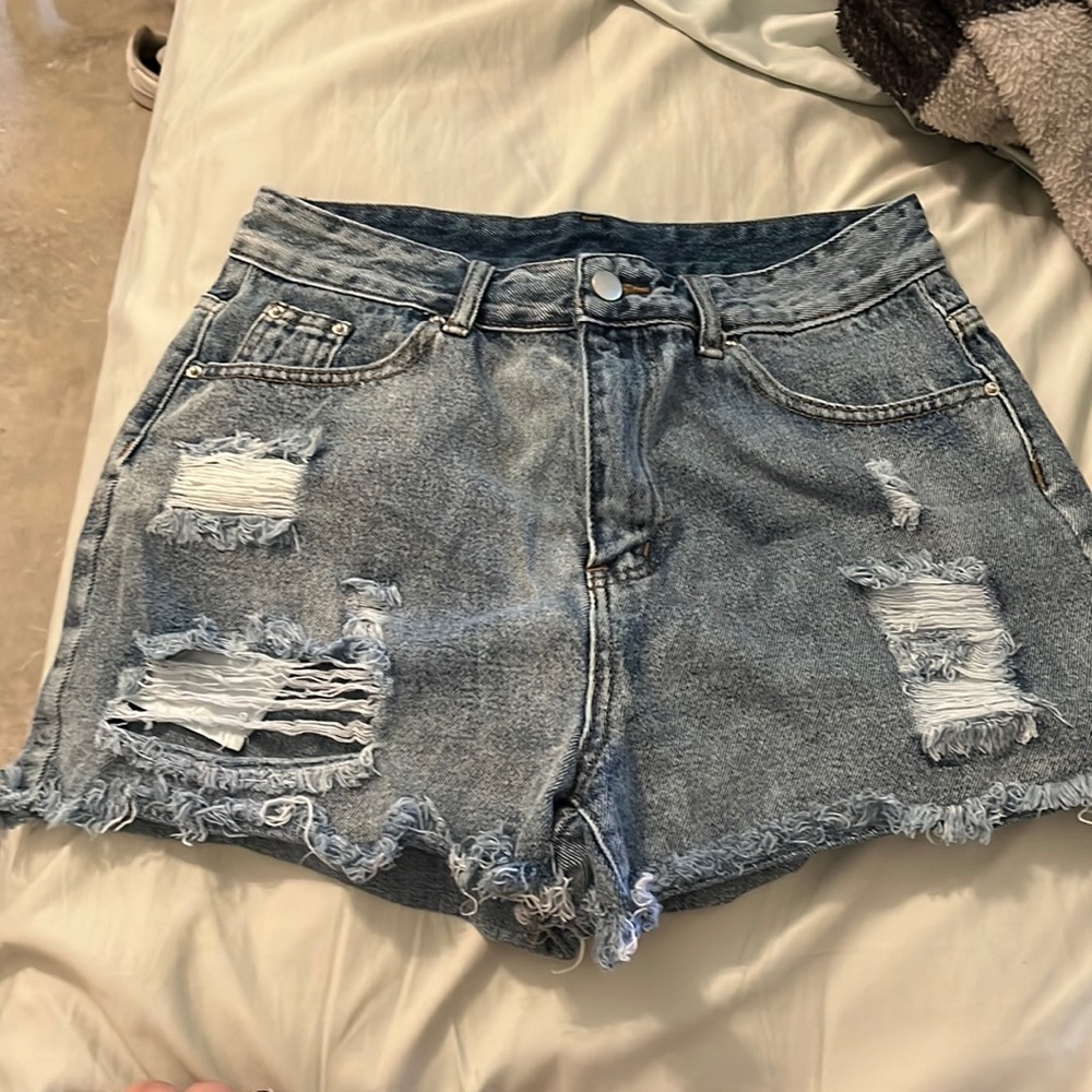 Ripped Jean shorts size 8/10